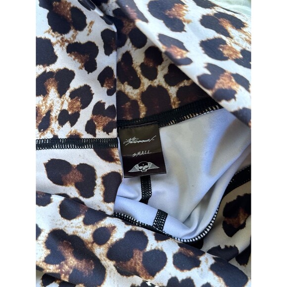 Civil Regime No Tomorrow Burning Time Sibyl Leggings
Leopard Digital Print Small - Picture 9 of 10
